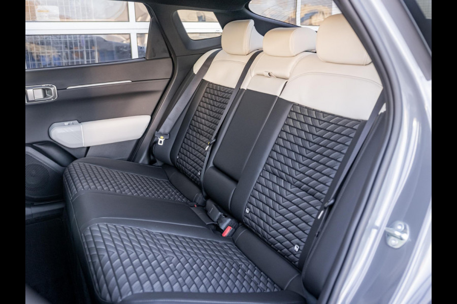 Kia EV4 Fastback GT-Line Business Edition 81.4 kWh | Direct leverbaar | Gunstige fiscale waarde! | Navi. | Clima. | Adapt. Cruise. | Stoel&Stuur Verwarming | Dodehoekassistentie | GT-Line Vegan Lederen Stoelbekleding