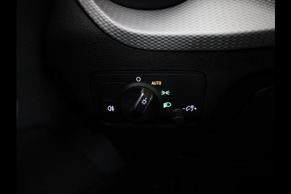 Audi Q2 35 TFSI Advanced edition 150 pk S-tronic | Navigatie | Parkeersensoren achter | Adaptieve cruise control | Autom. airco | Apple Carplay/Android Auto |