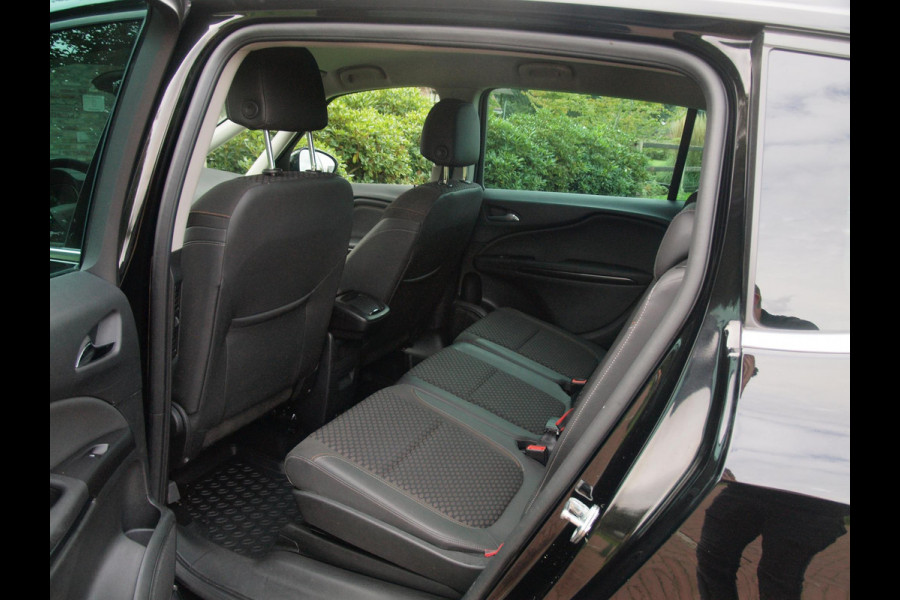 Opel Zafira 1.4 Turbo Online Edition 7p. | 7-persoons | Camera | Trekhaak | Automaat | Apple Carplay |