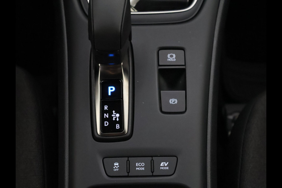 Lexus LBX 1.5 Business Line 2WD