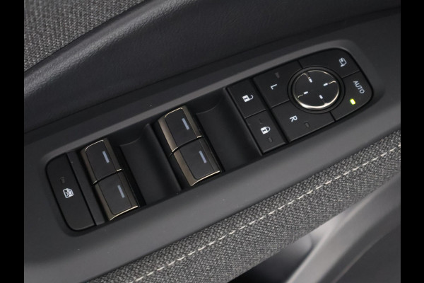 Lexus LBX 1.5 Business Line 2WD