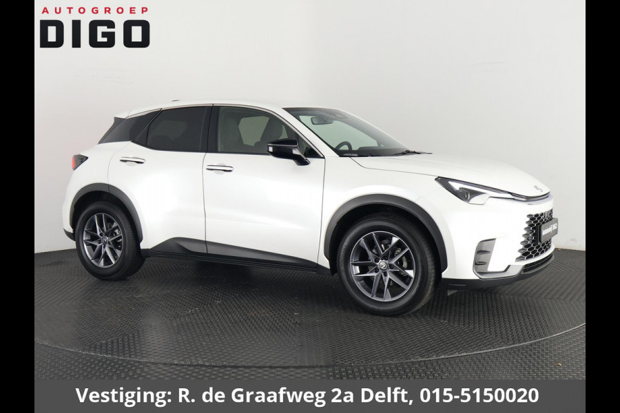 Lexus LBX 1.5 Business Line 2WD