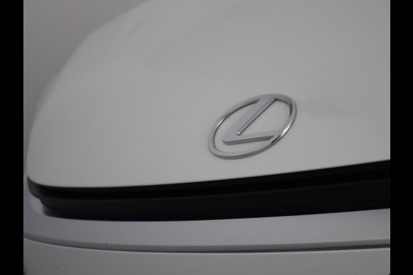 Lexus LBX 1.5 Business Line 2WD