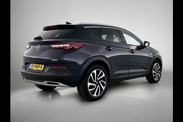 Opel Grandland X 1.2 Turbo Innovation / Airco / Navi / Cruise-ctr. / Apple Car Play - Android / Privacy Glass / Apk 09-2027