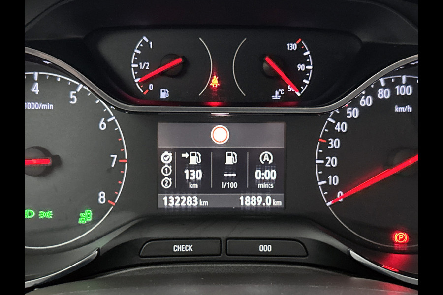 Opel Grandland X 1.2 Turbo Innovation / Airco / Navi / Cruise-ctr. / Apple Car Play - Android / Privacy Glass / Apk 09-2027