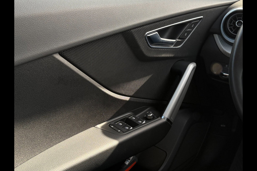 Audi Q2 35 TFSI Advanced edition | PDC | Carplay | NAVI | Bluetooth |