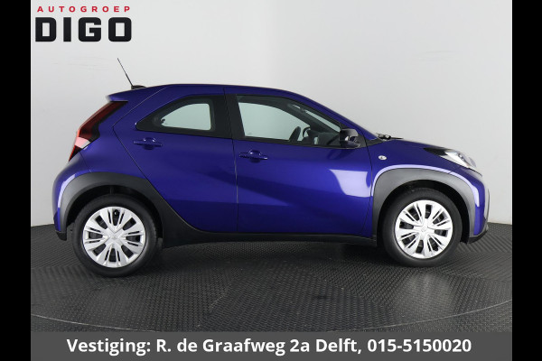 Toyota Aygo X 1.0 VVT-i MT Play |  Apple Carplay & AndroidAUTO | Adaptieve Cruise Control | Camera |
