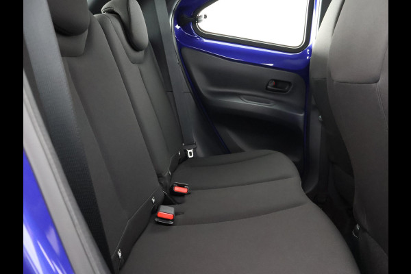 Toyota Aygo X 1.0 VVT-i MT Play |  Apple Carplay & AndroidAUTO | Adaptieve Cruise Control | Camera |