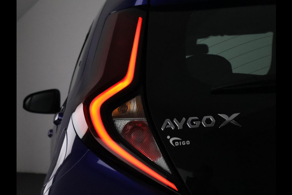 Toyota Aygo X 1.0 VVT-i MT Play |  Apple Carplay & AndroidAUTO | Adaptieve Cruise Control | Camera |