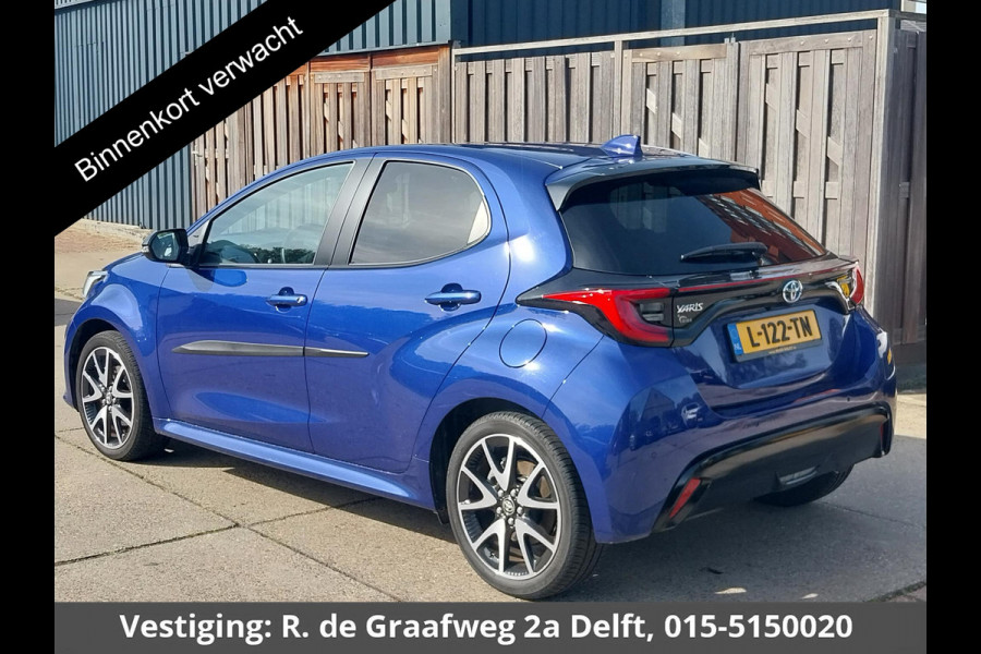Toyota Yaris 1.5 Hybrid Executive | Navigatie | Stoelverwarming | Half Leder | Privacy Glas |
