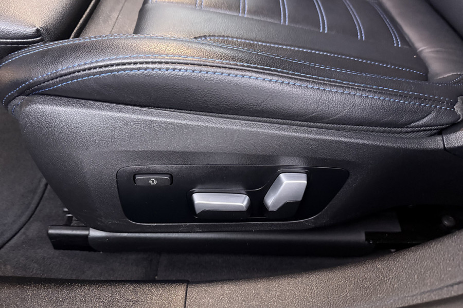 BMW i4 M50 High Executive 84 kWh (STOELVERWARMING, H/K AUDIO, ELEKTR STOELEN, CAMERA)
