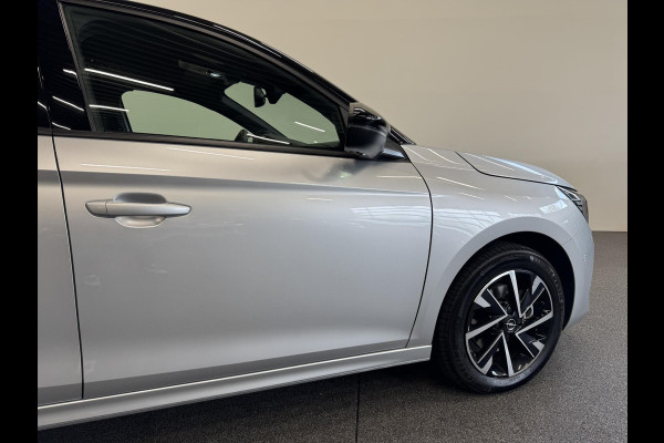 Opel Corsa 1.2 Turbo Hybrid GS Navigatie Apple Carplay/Android Auto Camera Parkeersensoren Cruise Control Dodehoek assistent Airco Lichtmetalen velgen Virtual Cockpit Getinte ramen