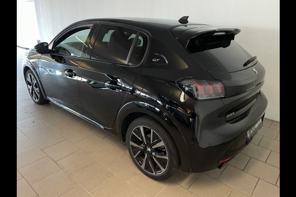 Peugeot 208 1.2 PureTech GT Pack AUTOMAAT AIRCO CLIMA NAVI CRUISE STOELVERW KEYLESS APPLE CARPLAY PRIVACYGLAS 1E EIG NIEUWSTAAT