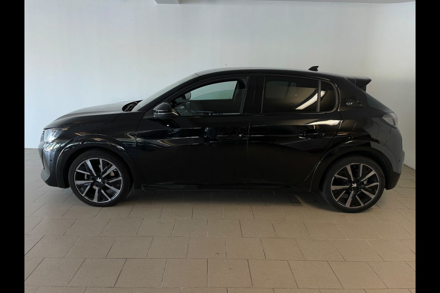 Peugeot 208 1.2 PureTech GT Pack AUTOMAAT AIRCO CLIMA NAVI CRUISE STOELVERW KEYLESS APPLE CARPLAY PRIVACYGLAS 1E EIG NIEUWSTAAT