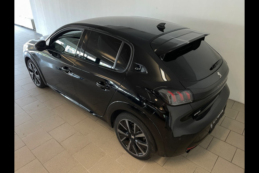 Peugeot 208 1.2 PureTech GT Pack AUTOMAAT AIRCO CLIMA NAVI CRUISE STOELVERW KEYLESS APPLE CARPLAY PRIVACYGLAS 1E EIG NIEUWSTAAT