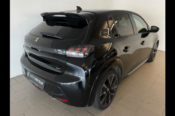 Peugeot 208 1.2 PureTech GT Pack AUTOMAAT AIRCO CLIMA NAVI CRUISE STOELVERW KEYLESS APPLE CARPLAY PRIVACYGLAS 1E EIG NIEUWSTAAT