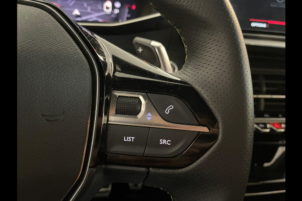 Peugeot 208 1.2 PureTech GT Pack AUTOMAAT AIRCO CLIMA NAVI CRUISE STOELVERW KEYLESS APPLE CARPLAY PRIVACYGLAS 1E EIG NIEUWSTAAT