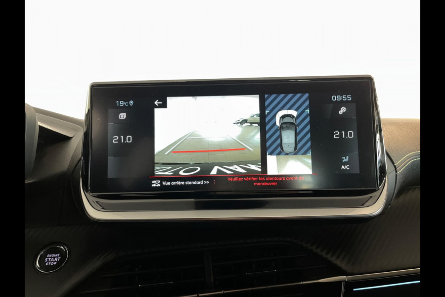 Peugeot 208 1.2 PureTech GT Pack AUTOMAAT AIRCO CLIMA NAVI CRUISE STOELVERW KEYLESS APPLE CARPLAY PRIVACYGLAS 1E EIG NIEUWSTAAT