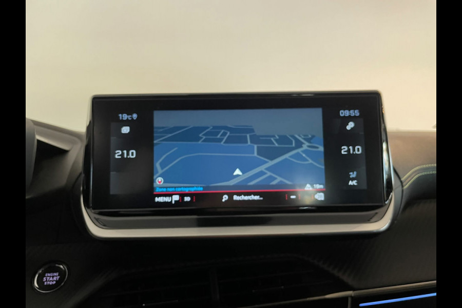 Peugeot 208 1.2 PureTech GT Pack AUTOMAAT AIRCO CLIMA NAVI CRUISE STOELVERW KEYLESS APPLE CARPLAY PRIVACYGLAS 1E EIG NIEUWSTAAT