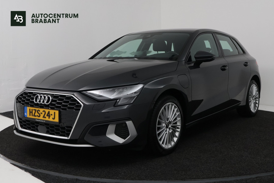 Audi A3 Sportback 40 TFSI e Edition (TREKHAAK, STOELVERWARMING, CAMERA, DIGITALE COCKPIT)