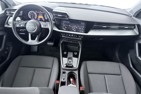 Audi A3 Sportback 40 TFSI e Edition (TREKHAAK, STOELVERWARMING, CAMERA, DIGITALE COCKPIT)