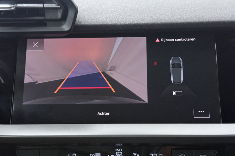 Audi A3 Sportback 40 TFSI e Edition (TREKHAAK, STOELVERWARMING, CAMERA, DIGITALE COCKPIT)