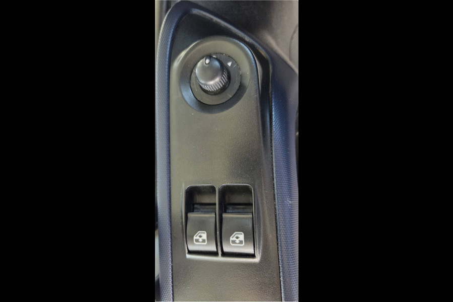 Iveco Daily 35S14 Pick-Up / Open Laadbak 4.39 lang Airco Cruisecontrol Trekhaak 3500 Kg