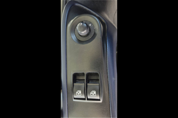 Iveco Daily 35S14 Pick-Up / Open Laadbak 4.39 lang Airco Cruisecontrol Trekhaak 3500 Kg