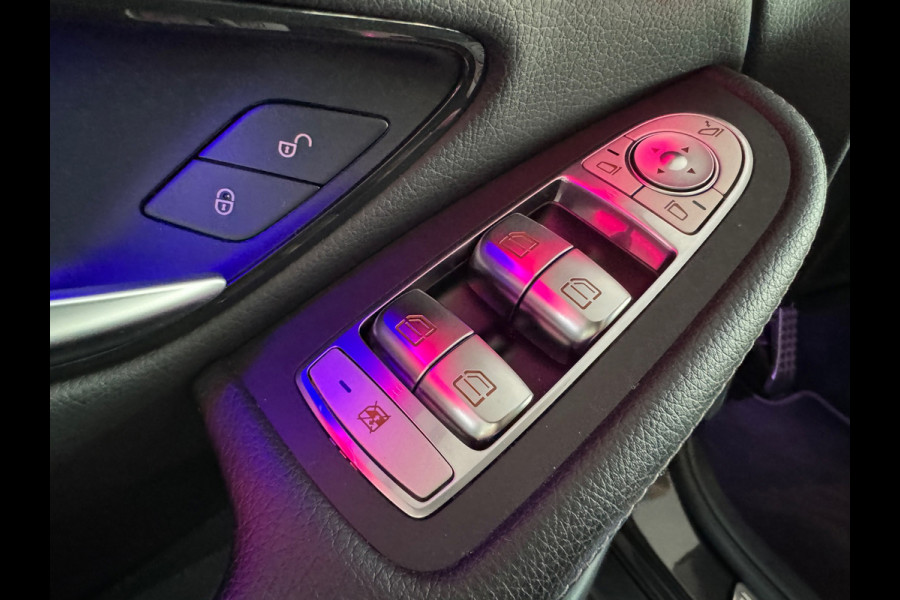 Mercedes-Benz GLC Coupé 300 4MATIC AMG Pano|ACC|Stoelverwarming|Camera