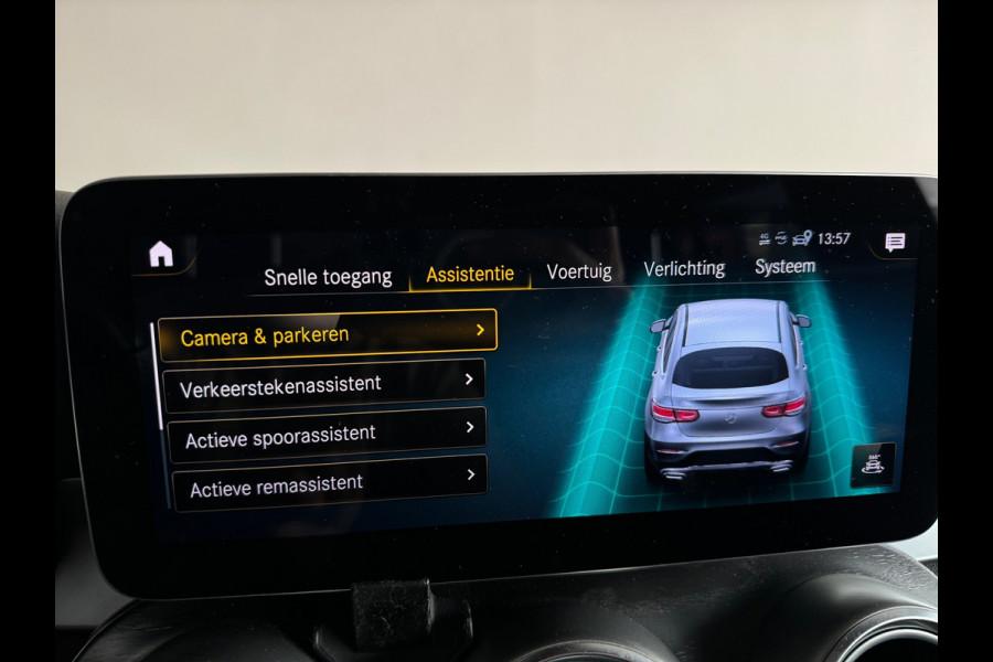Mercedes-Benz GLC Coupé 300 4MATIC AMG Pano|ACC|Stoelverwarming|Camera