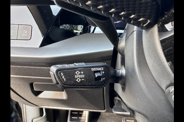 Audi A3 Sportback 35 TDI edition one / 2X S-LINE / PANO / VIRTUAL / CRUISE / LANE