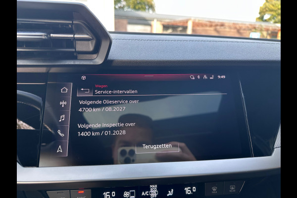Audi A3 Sportback 35 TDI edition one / 2X S-LINE / PANO / VIRTUAL / CRUISE / LANE