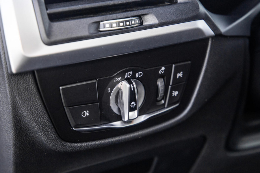 BMW X3 xDrive30e High Executive CARPLAY / 360 CAMERA / STOELVERWARMING / PERFECT ONDERHOUDEN