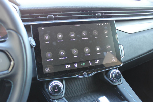 Lynk & Co 01 /360 Camera/ Adaptieve cruise control/ Elektrische stoelen/ BLIS/ Stoelverwarming/ Elektrische achterklep/ Climate control/ Parkeersensoren met camera/ Regensensor/ Keyless entry