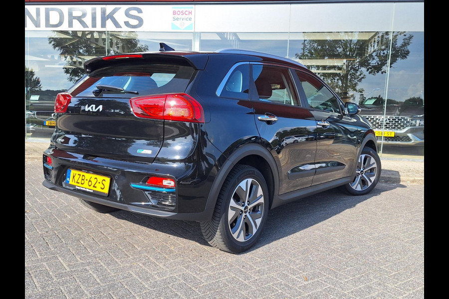 Kia e-Niro ComfortLine 64 kWh | SOH: 97,1% | Warmtepomp | 3 Fase | Climate | Stoelverwarming | Adaprtive CC | Camera |