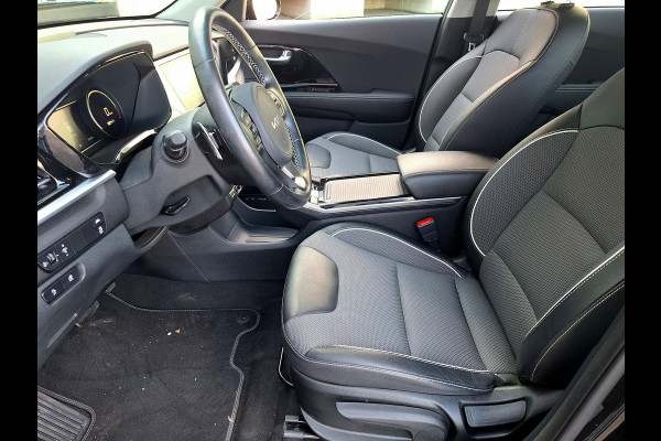 Kia e-Niro ComfortLine 64 kWh | SOH: 97,1% | Warmtepomp | 3 Fase | Climate | Stoelverwarming | Adaprtive CC | Camera |