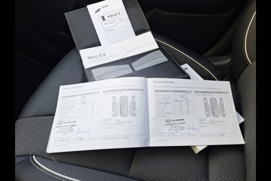 Kia e-Niro ComfortLine 64 kWh | SOH: 97,1% | Warmtepomp | 3 Fase | Climate | Stoelverwarming | Adaprtive CC | Camera |