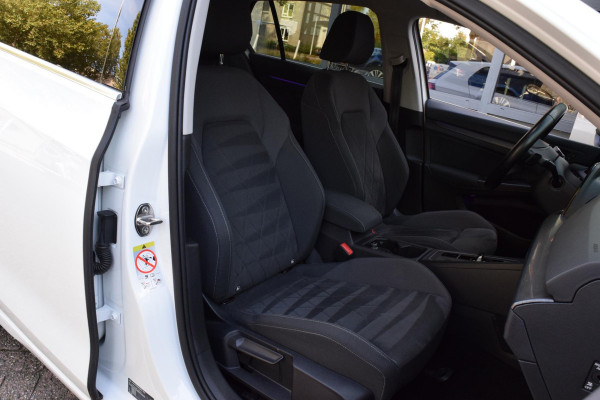 Volkswagen Golf 1.4 eHybrid|Cam.|Carplay|ACC|Stuur+stoelver.|Trekh