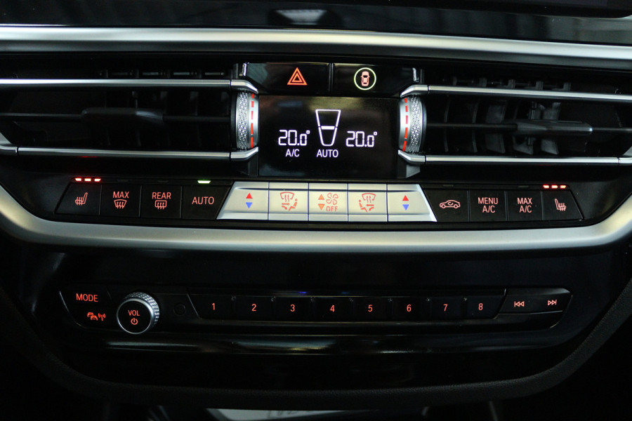 BMW iX3 High Executive 80 kWh (SOH 98%, PANORAMADAK, TREKHAAK, CRUISE CONTROL ADAPTIEF, CAMERA, STOELVERWARMING)