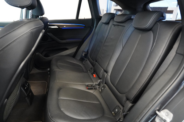 BMW X1 sDrive20i Executive Edition Cruise/Climate Head- UP NAP Trekhaak!