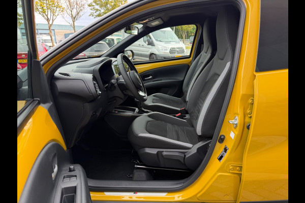 Toyota Aygo X Hybrid 115 GR Sport, Nieuw en direct leverbaar!