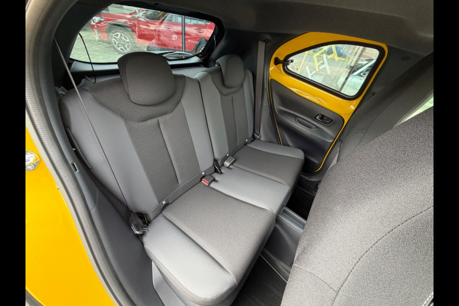 Toyota Aygo X Hybrid 115 GR Sport, Nieuw en direct leverbaar!