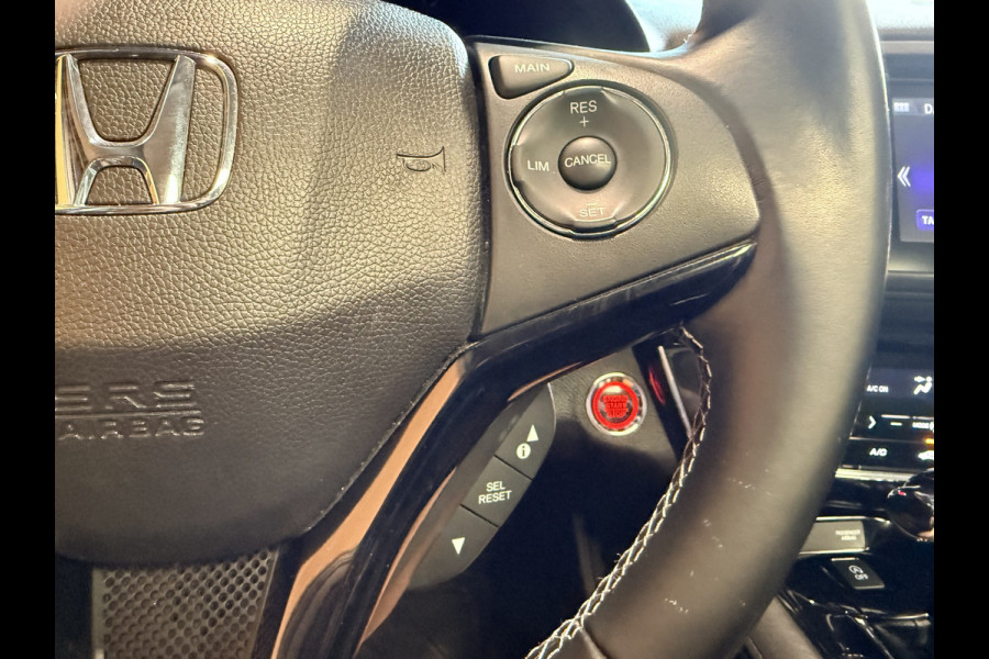 Honda HR-V 1.5 i-VTEC Executive Automaat. Pano. Camera. Nav. Trekhaak. Van eerste eigenaar met NAP.