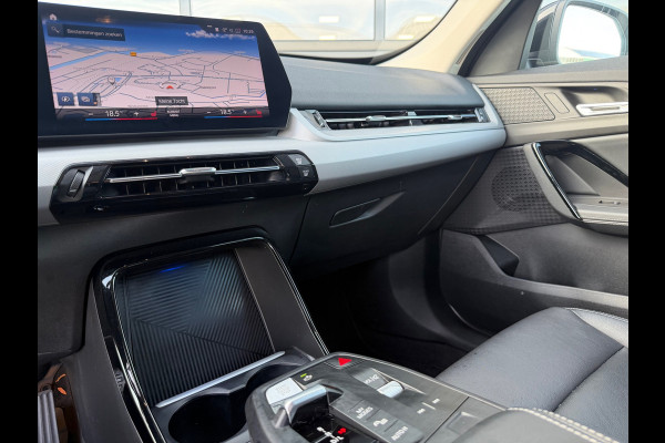 BMW X1 SDrive18i 136PK Aut. | Camera | Carplay | 19" M-Sport | Dealer Ond.