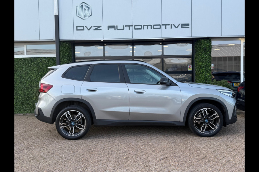 BMW X1 SDrive18i 136PK Aut. | Camera | Carplay | 19" M-Sport | Dealer Ond.