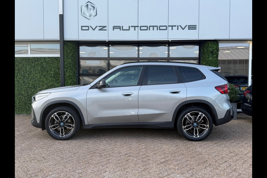 BMW X1 SDrive18i 136PK Aut. | Camera | Carplay | 19" M-Sport | Dealer Ond.