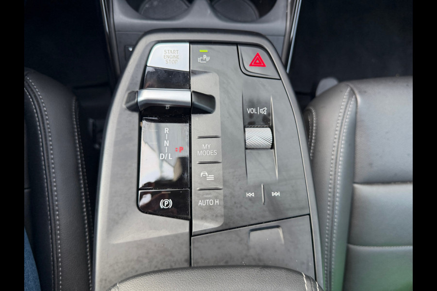 BMW X1 SDrive18i 136PK Aut. | Camera | Carplay | 19" M-Sport | Dealer Ond.