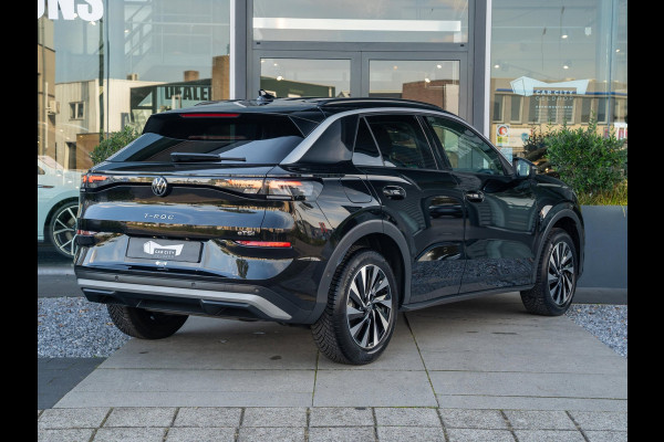 Volkswagen T-Roc 1.5 eTsi Automaat Life | Stoelverwarming | Camera | Adaptive Cruise
