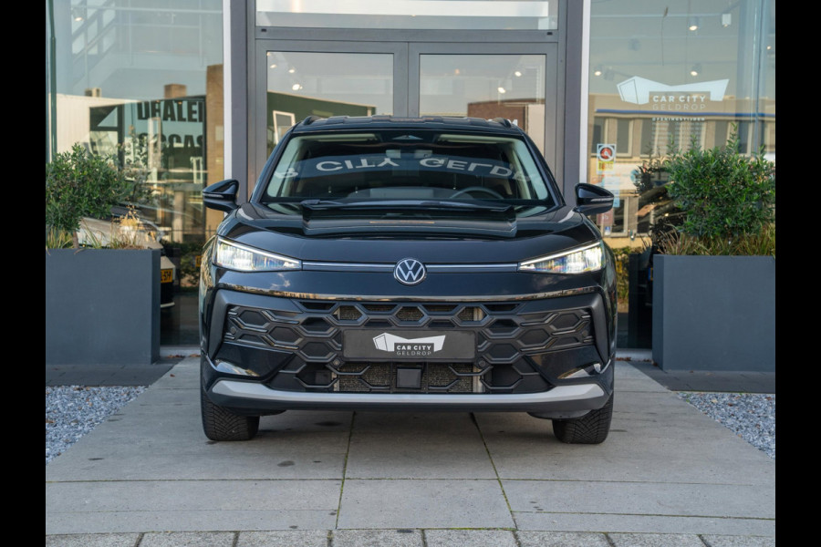Volkswagen T-Roc 1.5 eTsi Automaat Life | Stoelverwarming | Camera | Adaptive Cruise