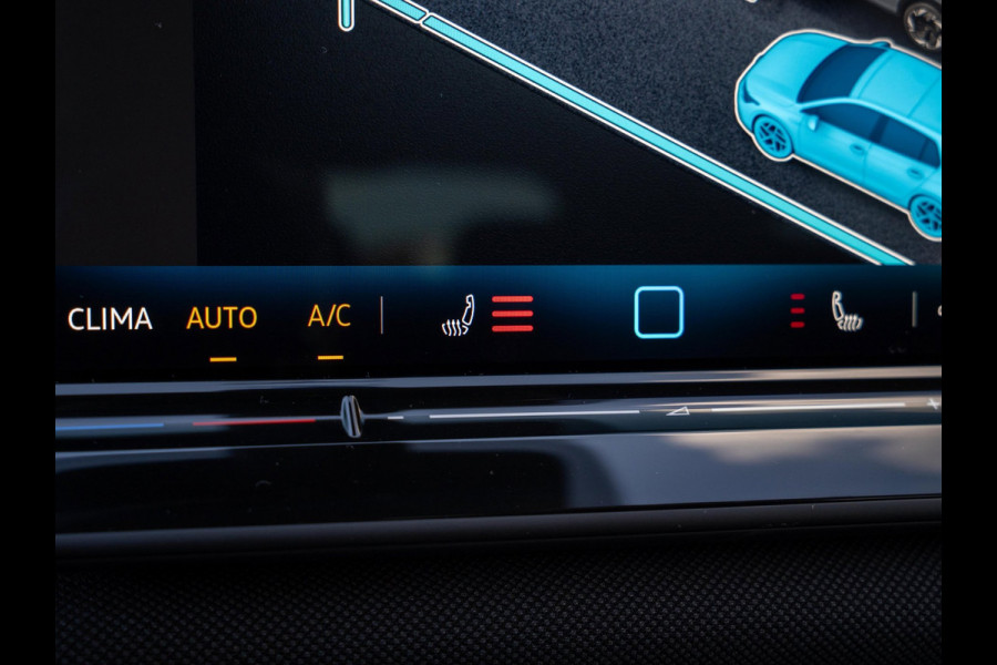 Volkswagen T-Roc 1.5 eTsi Automaat Life | Stoelverwarming | Camera | Adaptive Cruise